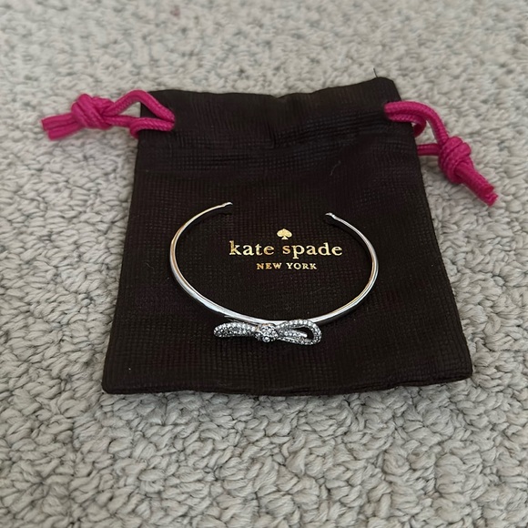 Kate Spade Diamond Bow Bangel - Picture 1 of 4